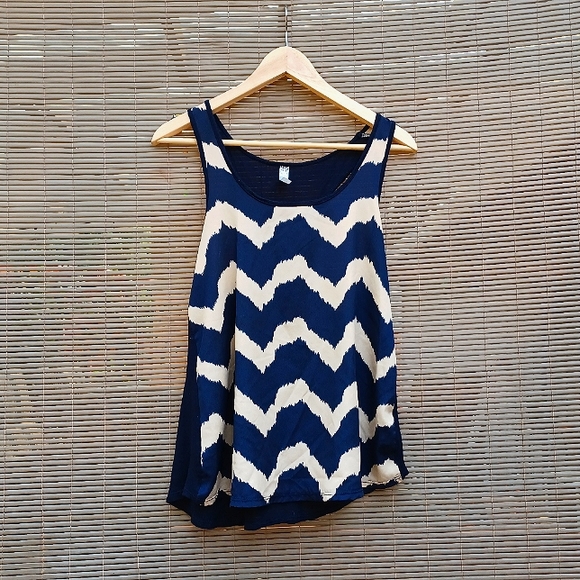 BELLA D tank top - Picture 1 of 3